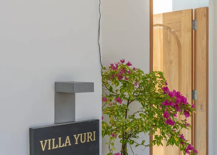 Yuri - Stylish&tropical Oasis 2br In