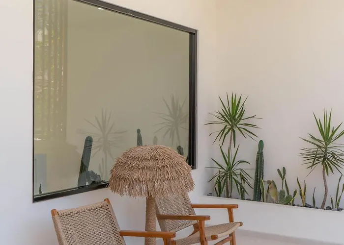 Yuri - Stylish&tropical Oasis 2br In Villa