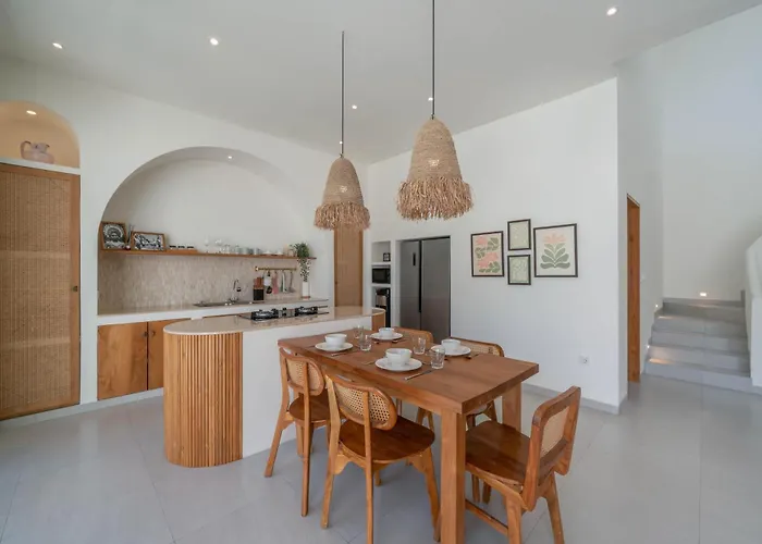 Villa Yuri - Stylish&tropical Oasis 2br In