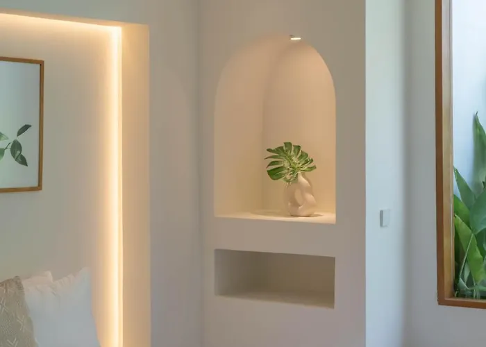 Yuri - Stylish&tropical Oasis 2br In Villa