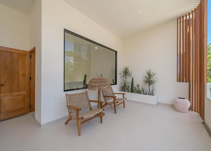 Yuri - Stylish&tropical Oasis 2br In